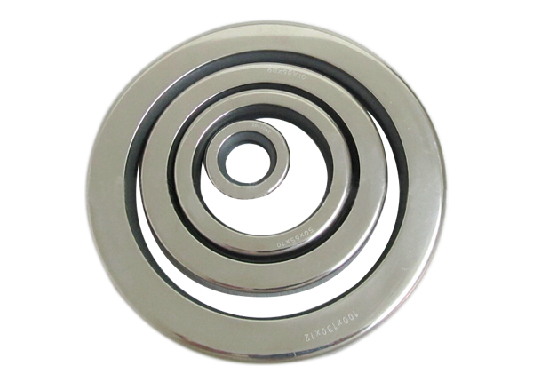 聚四氟乙烯生成的油封有什么特點呢？