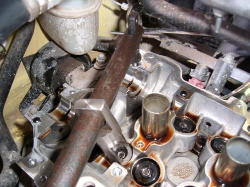 【技術(shù)答疑】氣門油封在什么位置？