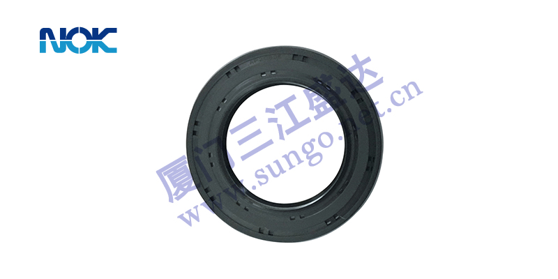 為什么泵的油封被沖出？